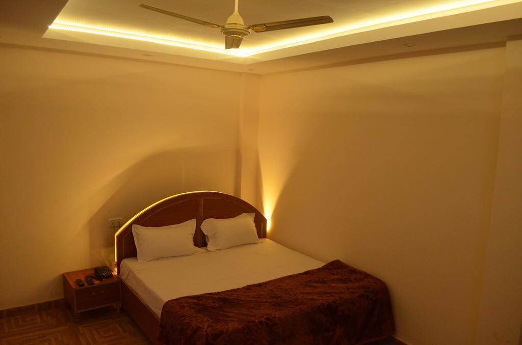 Oyo 14664 Assi River Guest House Varanasi Quarto foto